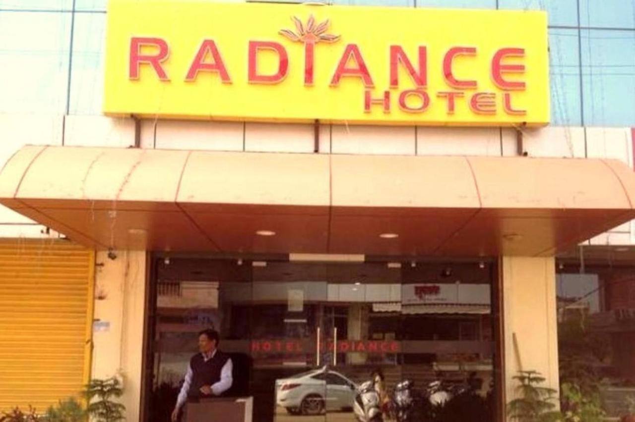 Hotel Radiance グワーリヤル エクステリア 写真